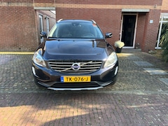 Volvo XC60 - 2.0 D4 FWD Summum Met standkachel en trekhaak