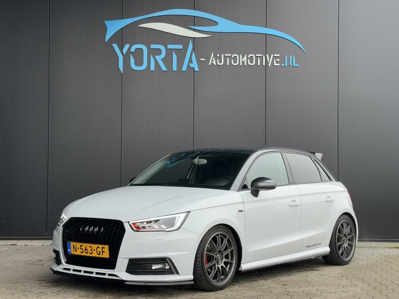 Audi A1 Sportback - 1.0 TFSI S Line AUTOMAAT S1 LOOK*OZ VELGEN - AutoWereld.nl