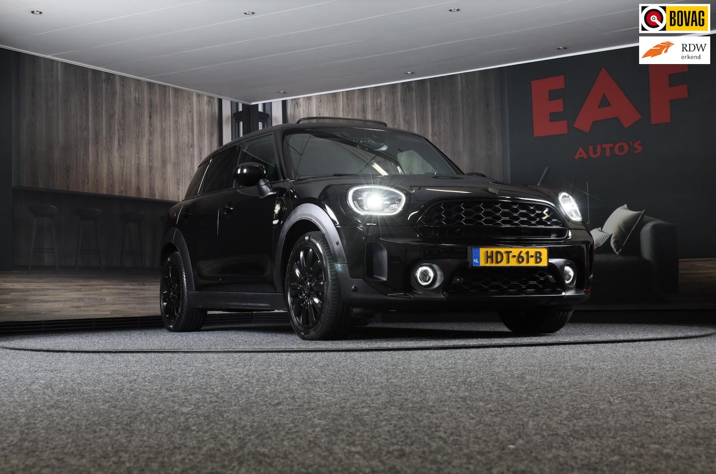 MINI Countryman - Mini 2.0 Cooper S E ALL4 MINI Yours / Aut / Memory / Acc / Navi / Camera / Head Up / Leder - AutoWereld.nl