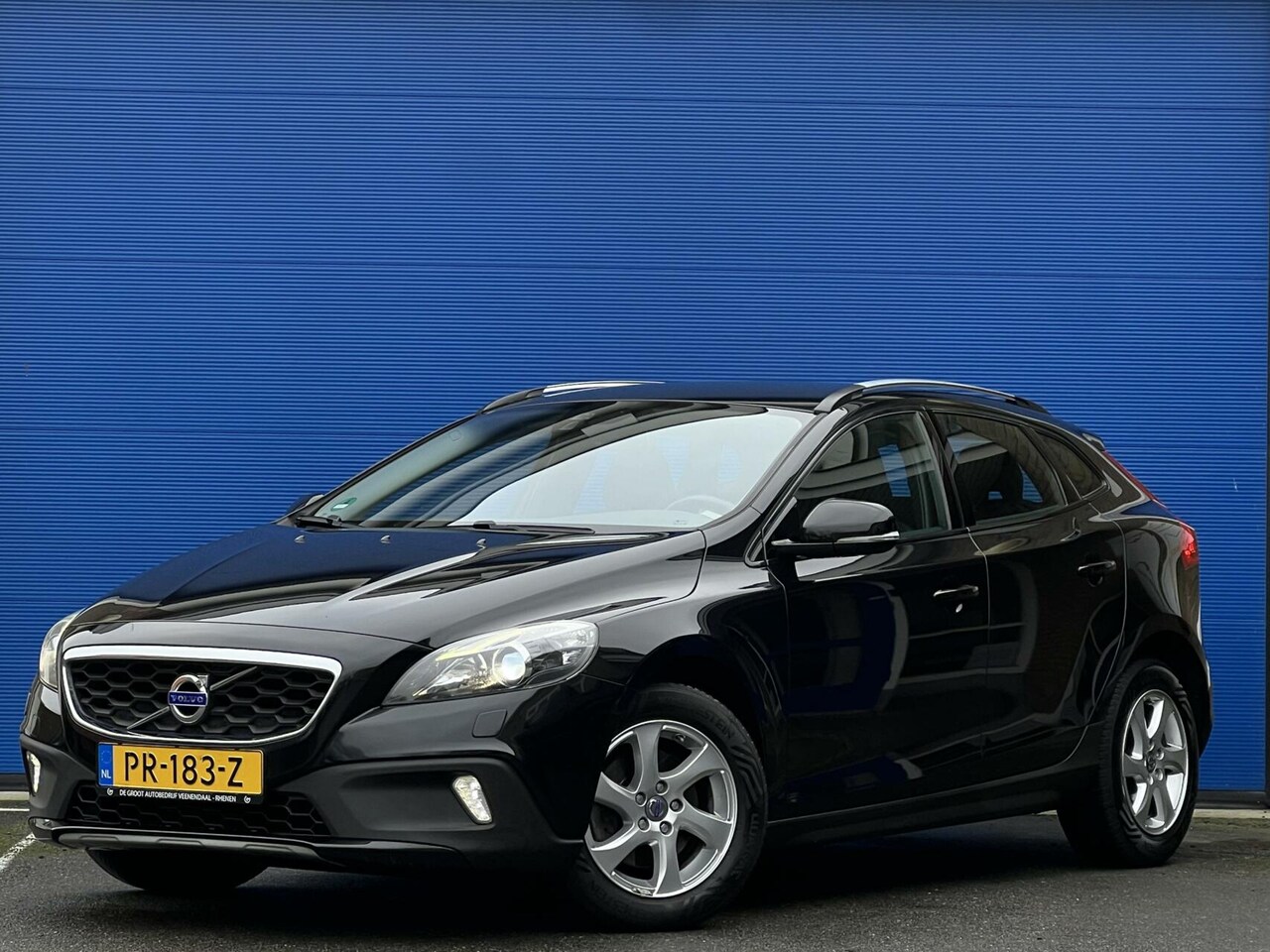 Volvo V40 Cross Country - 1.6 D2 | Trekhaak | Stoelverwarming | - AutoWereld.nl