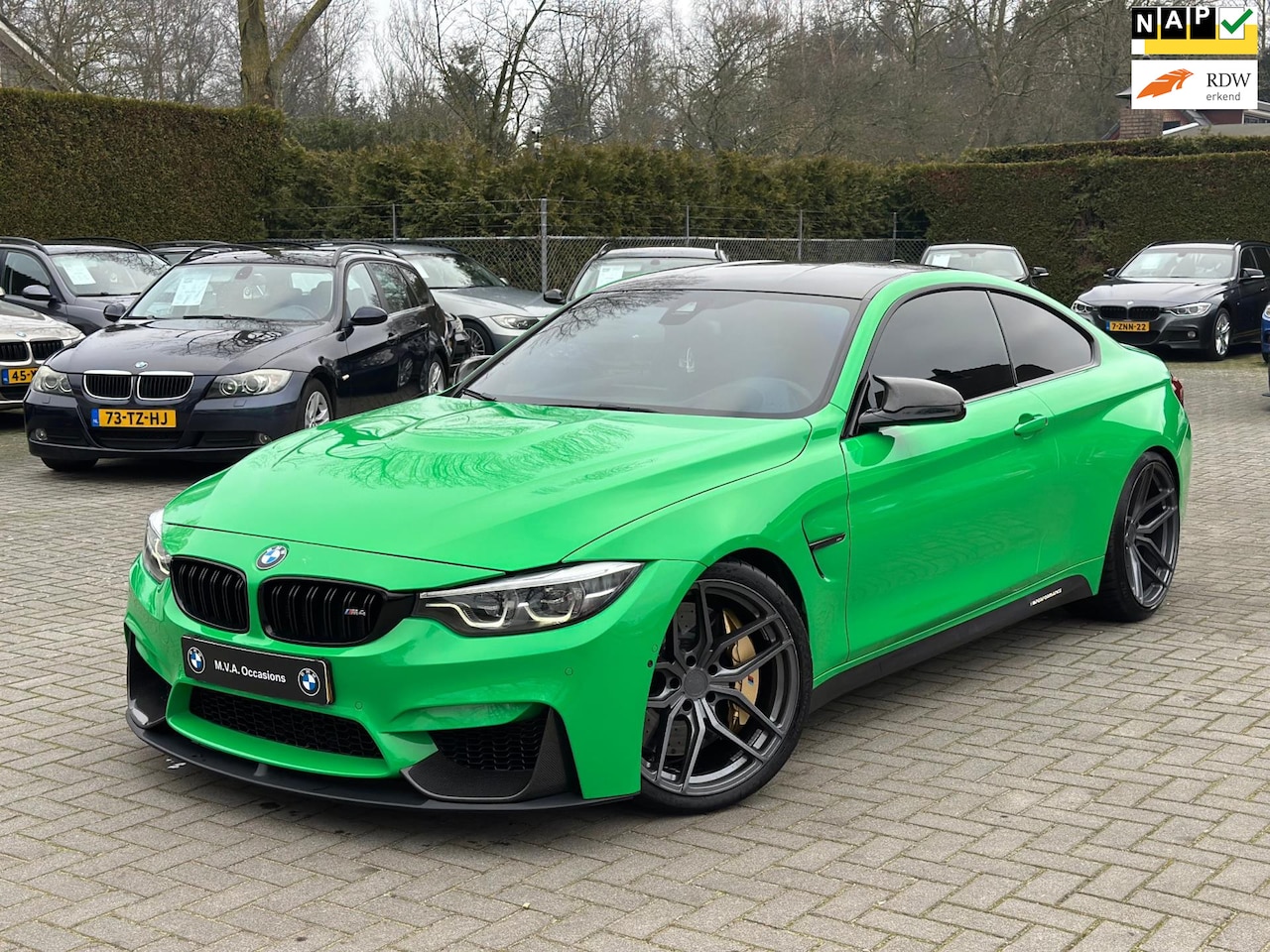 BMW 4-serie Coupé - M4 Competition|Keramisch|Head Up|H&K|Lane Assist|Keyless Entree|Z Performance|Akrapovic|Ro - AutoWereld.nl