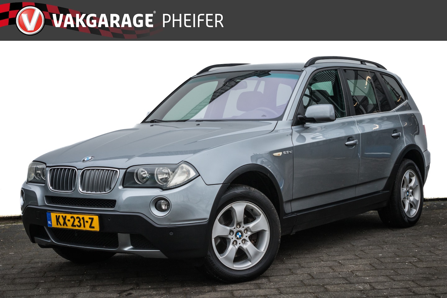 BMW X3 - 2.5 SI Executive Aut. Lederen int./ Stoelverwarming/ Climate control/ Full map navigatie/ - AutoWereld.nl