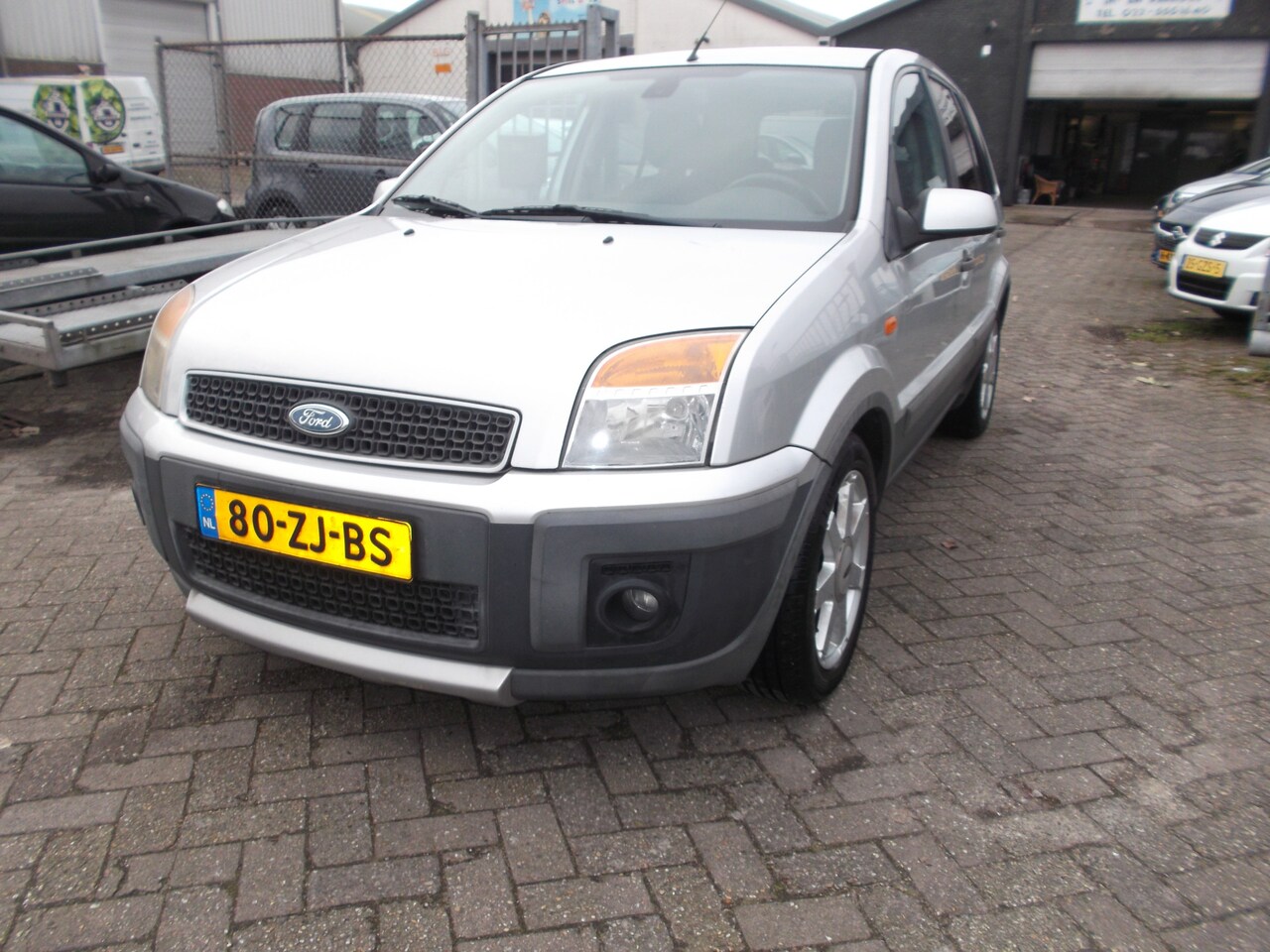 Ford Fusion - 1.6-16V Crossroad airco voorruitverw - AutoWereld.nl