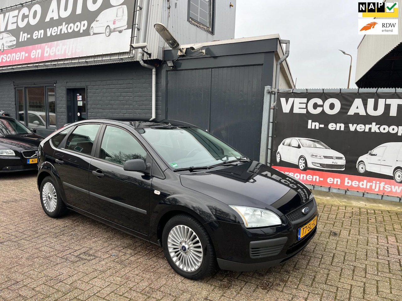 Ford Focus - 1.6-16V Champion airco - AutoWereld.nl