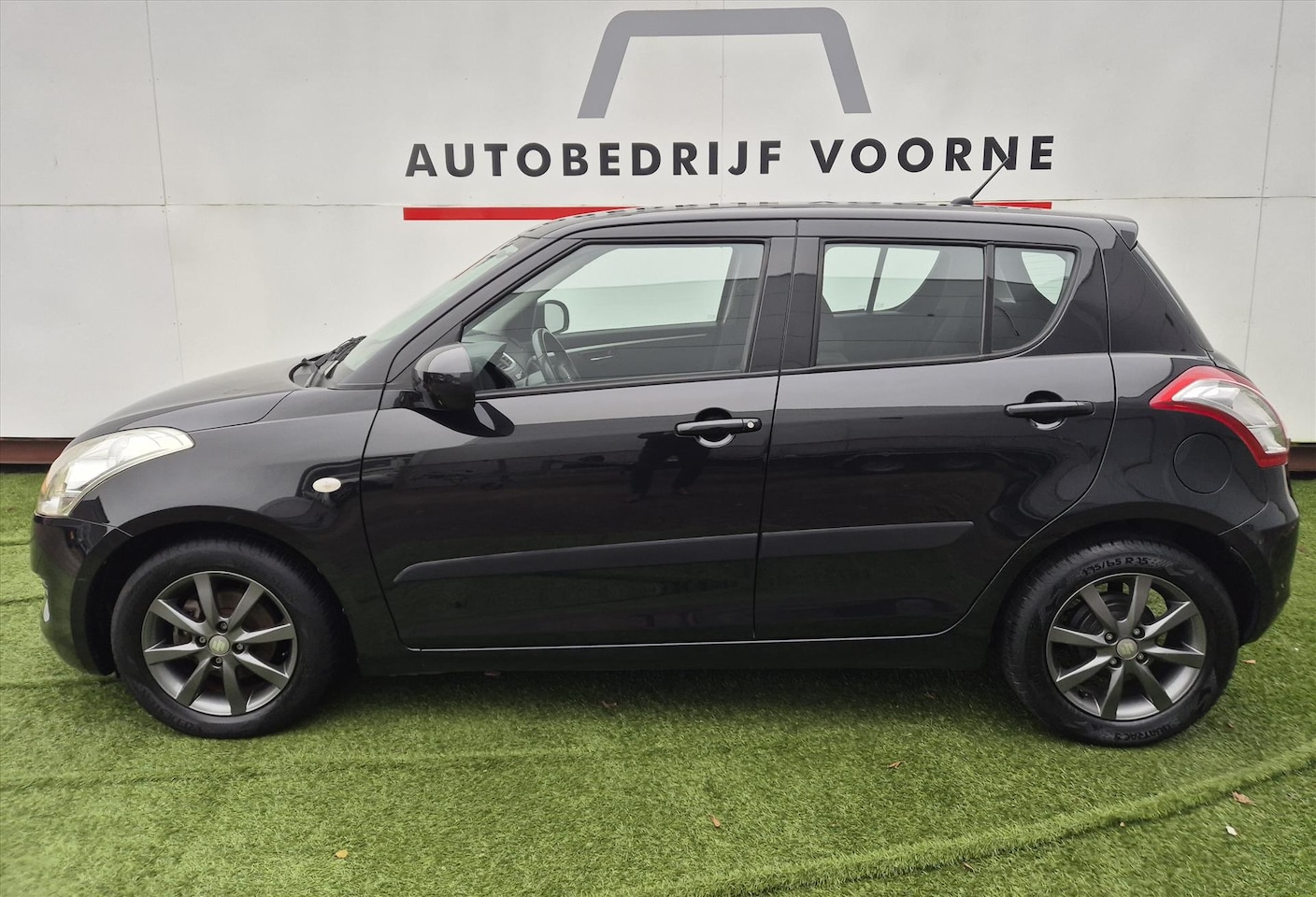 Suzuki Swift - 1.2 94pk 5D Automaat Comfort - AutoWereld.nl