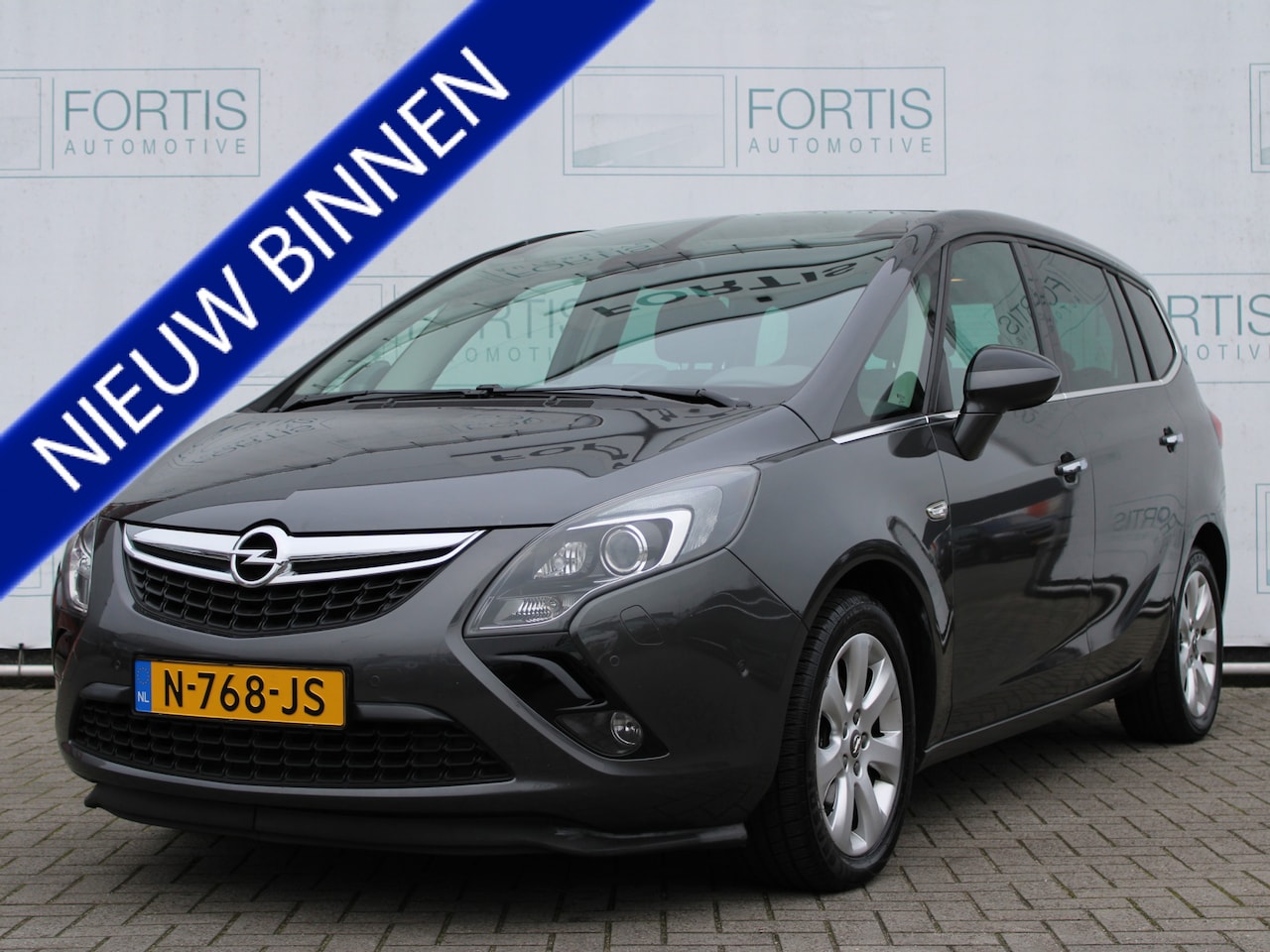 Opel Zafira Tourer - 1.4 Cosmo CAMERA | 7 ZITTER | NAVI | NETTE AUTO | SFEERVERLICHTING - AutoWereld.nl