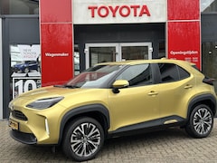 Toyota Yaris Cross - 1.5 HYBRID EXECUTIVE STOEL/STUURVERW PARKSENSOREN V+A BLIND-SPOT APPLE/ANDROID 18" LM-VELG