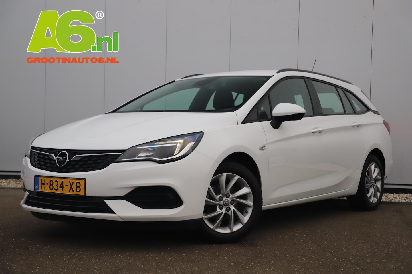 Opel Astra Sports Tourer - 1.2 Edition 110PK Trekhaak Carplay Android Navigatie Airco Cruise Parkeersensor 16 inch LM - AutoWereld.nl