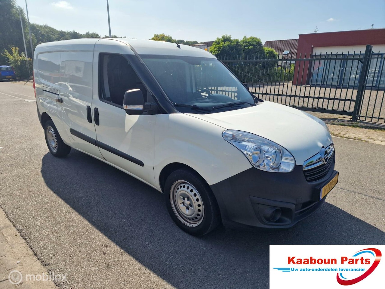 Opel Combo - 1.3 CDTi L2H1 Selection 1.3 CDTi L2H1 Selection - AutoWereld.nl