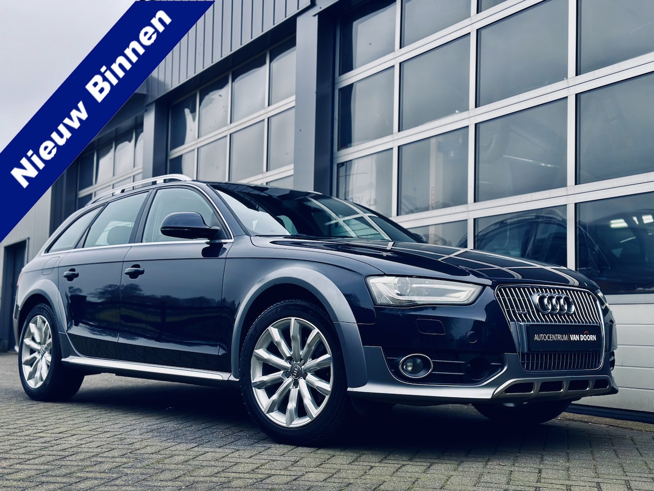 Audi A4 allroad quattro - 2.0 TFSI | | Automaat | Allroad | 211pk | Panodak | Leer | Adapt Cruise | Trekhaak | Side - AutoWereld.nl