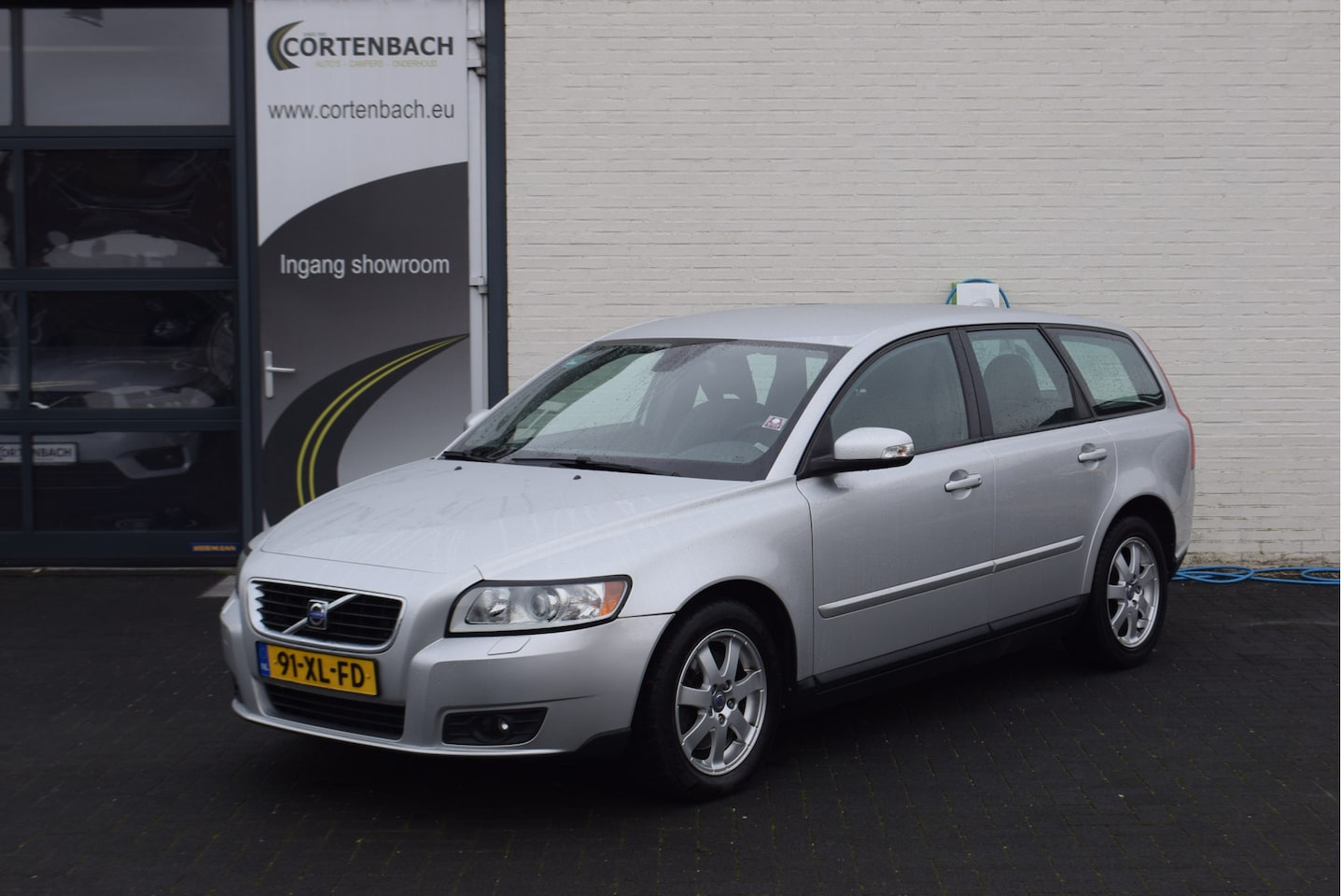 Volvo V50 - 2.4 Edition I Cruise control | Parkeer sensoren achter | afn.trekhaak | - AutoWereld.nl