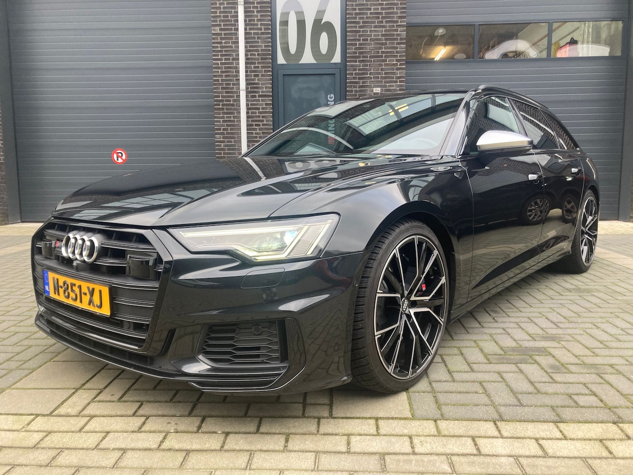 Audi A6 Avant - S6 TDI quattro Avant Pano Virtual Cockpit S6 Kuipstoelen Donker Grijs - AutoWereld.nl