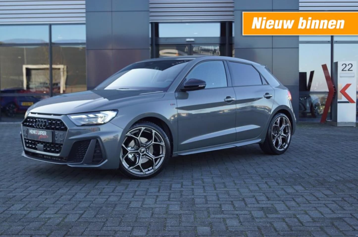 Audi A1 Sportback - SPORTBACK 30 TFSI S-tronic / S-line /18 Inch LM / Navi - AutoWereld.nl