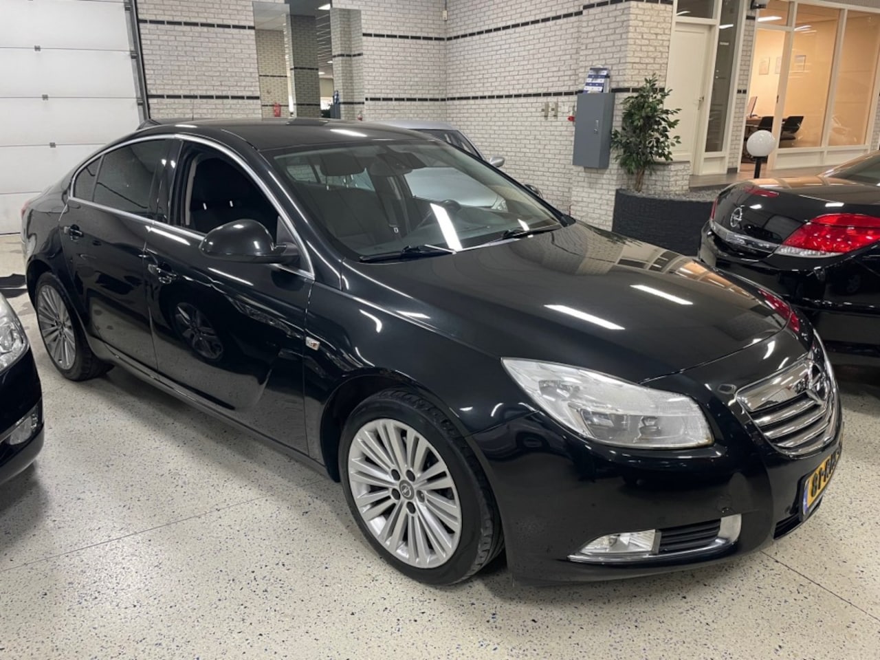 Opel Insignia - 1.6 T EXPORT / CLIMAT / CRUISE / TREKHAAK / NAVIGATIE - AutoWereld.nl