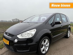 Ford S-Max - 2.0 TITANIUM / 7 PERSOONS / AIRCO / NAVI