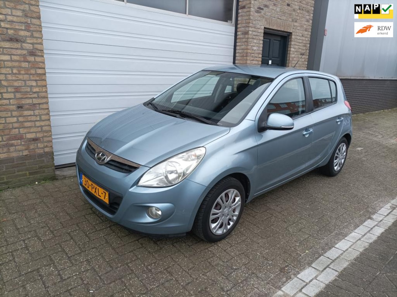 Hyundai i20 - 1.2i i-Motion Airco 5 deurs NL-Auto APK 02-2026 - AutoWereld.nl