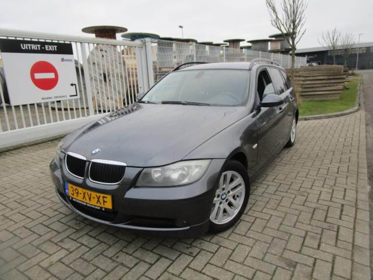 BMW 3-serie Touring - 318i Executive 318i Executive - AutoWereld.nl