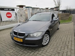 BMW 3-serie Touring - 318i Executive