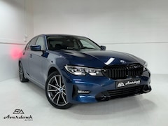 BMW 3-serie - 318I EXECUTIVE SPORT LINE AUT. NAP / Sportstoelen / Dealeronderh