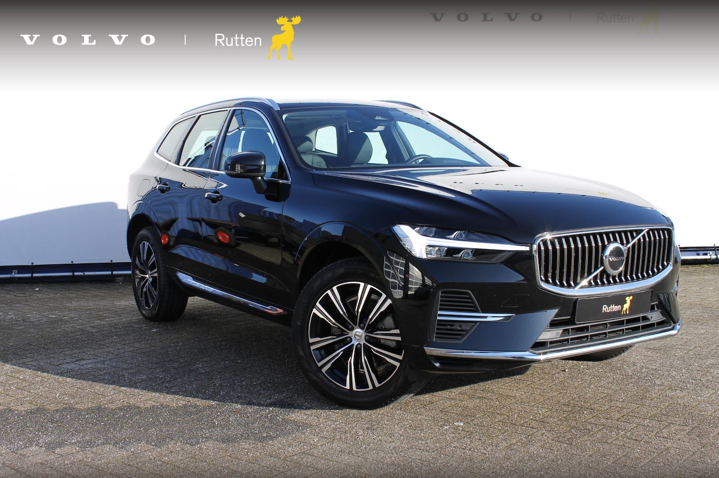 Volvo XC60 - T6 350PK Automaat Recharge AWD Plus Bright LONG RANGE / Apple Carplay / Panoramisch schuif - AutoWereld.nl