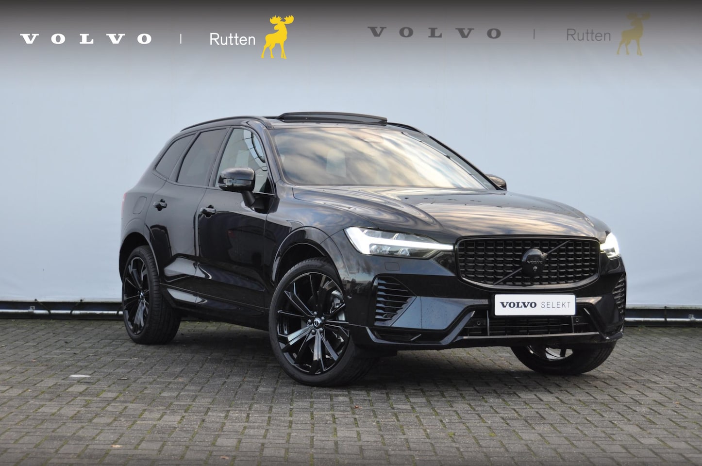 Volvo XC60 - T6 350PK AWD Ultra Black Edition Long range / Head-up display / Harman Kardon audio / Pano - AutoWereld.nl