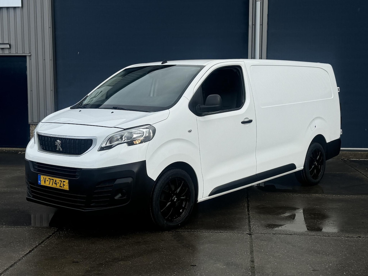 Peugeot Expert - 231L 2.0 BlueHDI 180 Premium L3H1 / AUTOMAAT / CRUISE CONTROLE / AIRCO / 3 ZITS - AutoWereld.nl