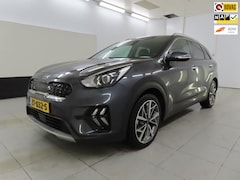 Kia Niro - 1.6 GDi Hybrid DynamicPlusLine+Leder+breed-Navigatie+Camera+stuur&stoel-verw+18"lmv = 3900