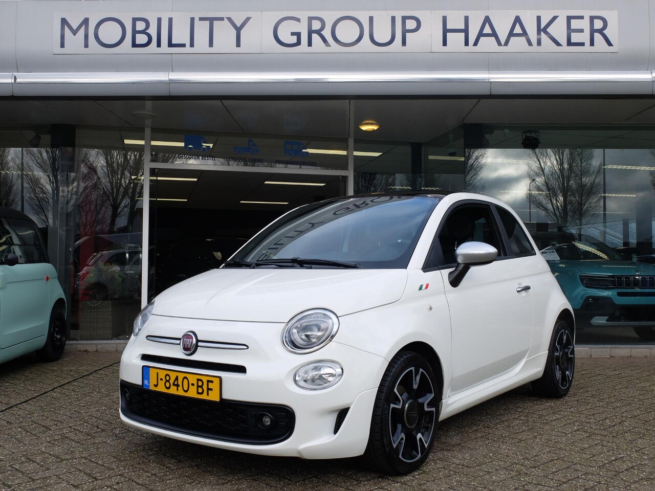 Fiat 500 - 1.0 Hybrid Rockstar Luxe I Carplay-Android I PDC I ACC I Cruise Control - AutoWereld.nl