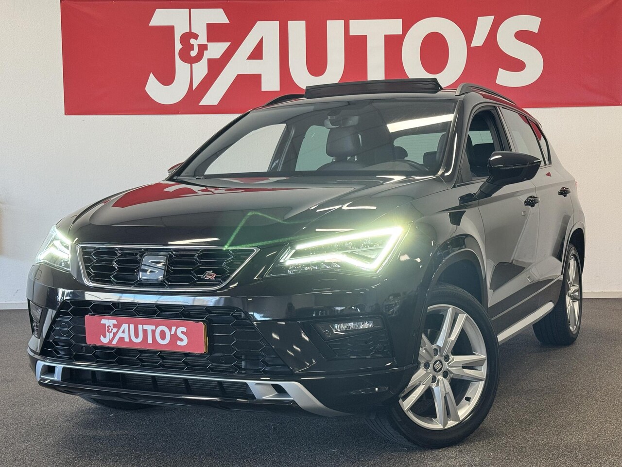 Seat Ateca - 1.5 TSI FR NAVIGATIE/CAMERA, PANORAMA, CRUISE - AutoWereld.nl