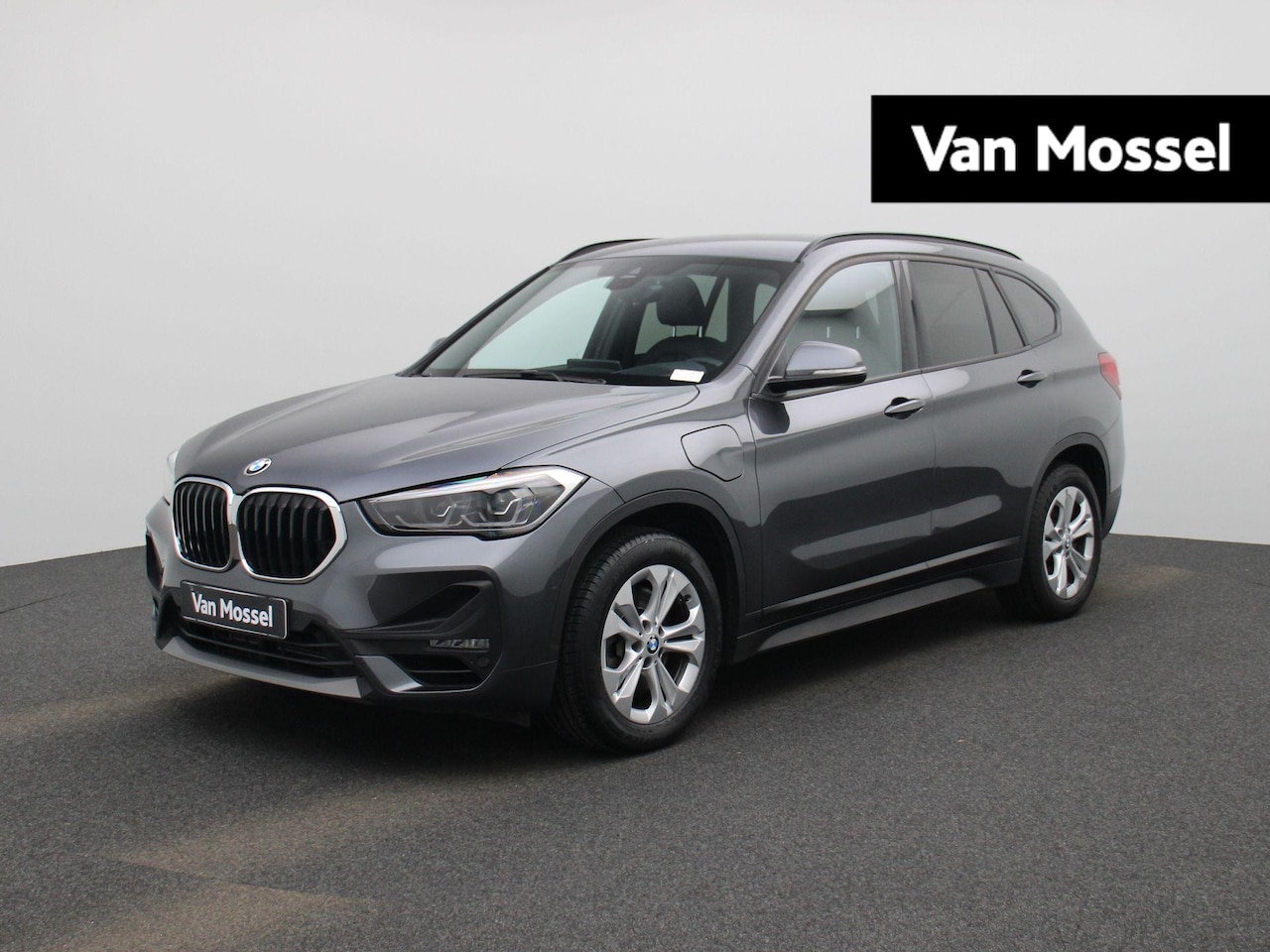 BMW X1 - xDrive25e Executive | NAVIGATIE | ELEKTRISCH BEDIENBARE ACHTERKLEP | CRUISE CONTROL | CLIM - AutoWereld.nl