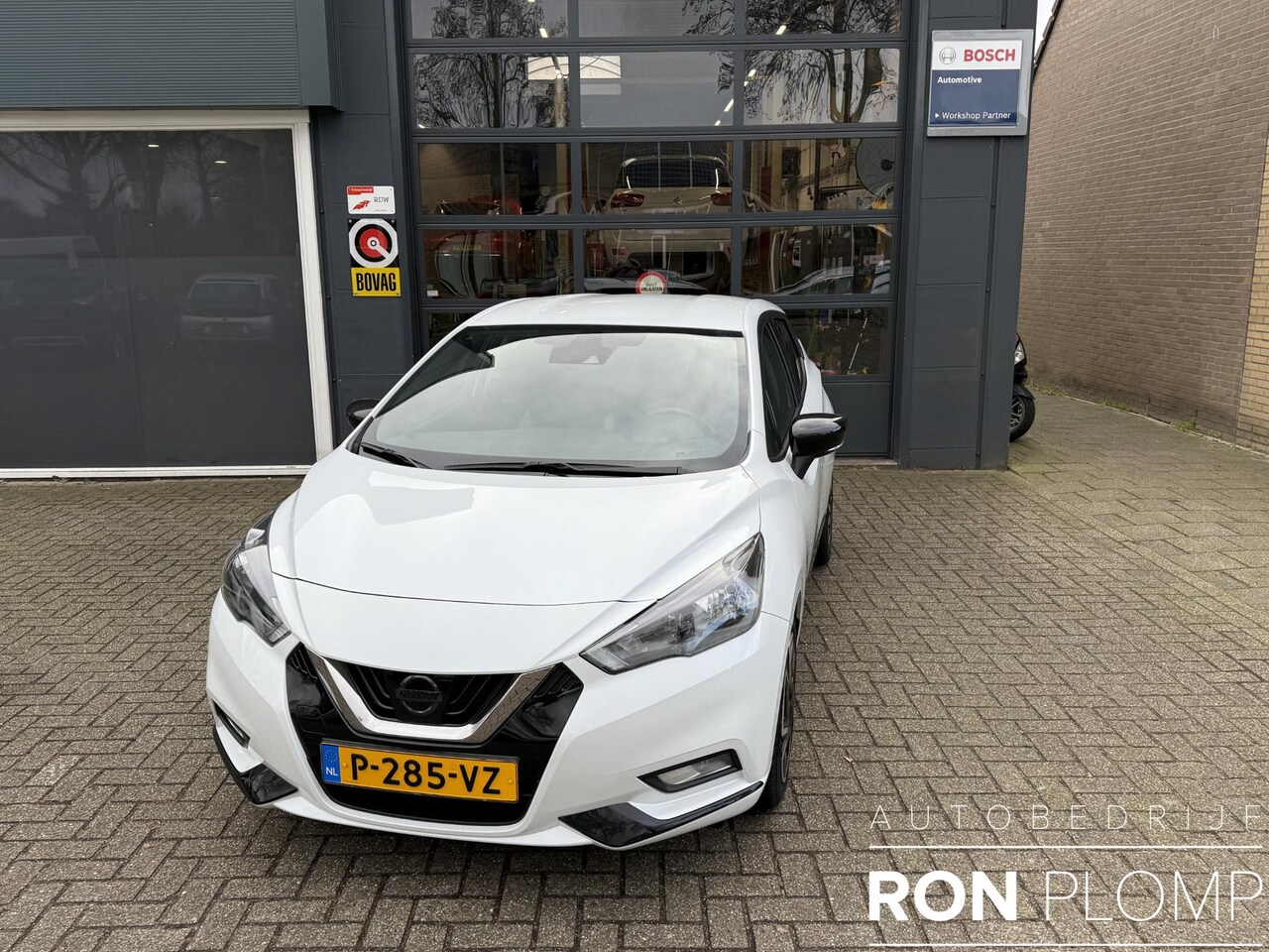 Nissan Micra - 1.0 IG-T N-Design / Airco/ Navigatie/ Apple Carplay/Android Auto/ Cruise/ Led/ PDC/ Bose b - AutoWereld.nl