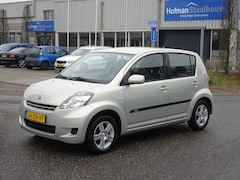 Daihatsu Sirion 2 - 1.3-16V Sport Airco Automaat