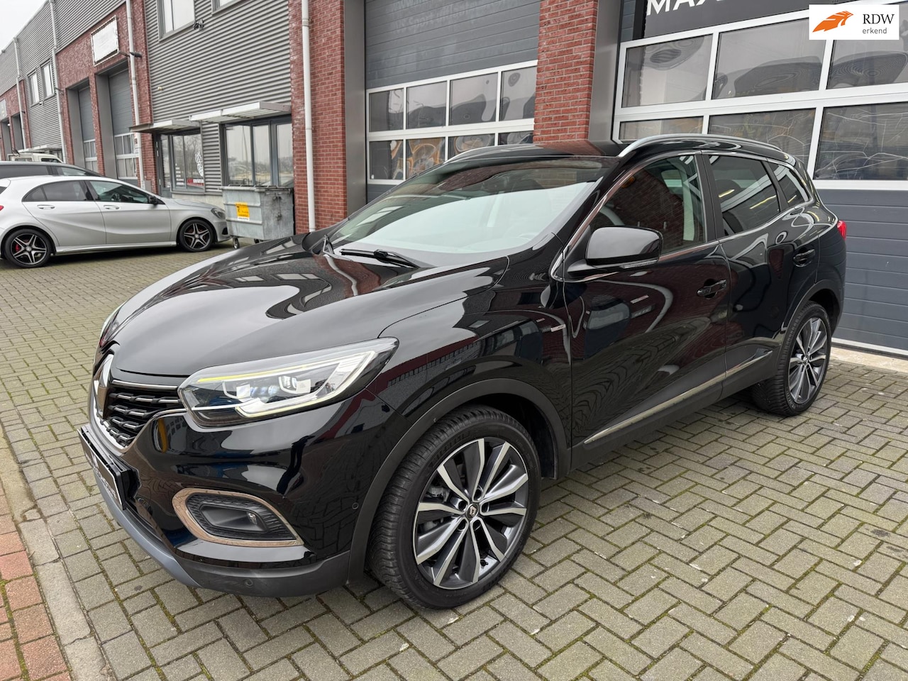 Renault Kadjar - 1.3 TCe AUT BOSE Edition LED Pano Navi Camera - AutoWereld.nl