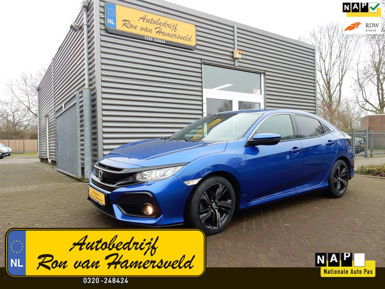 Honda Civic - 1.0 i-VTEC ELEGANCE*NAVI*XENON*CR CONTR*STL VERW* - AutoWereld.nl