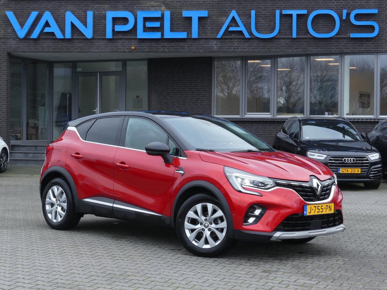 Renault Captur - 1.0 TCe 100 Bi-Fuel Intens Premium / Carplay / 360° Camera - AutoWereld.nl