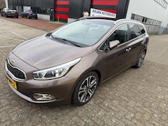 Kia Cee'd Sportswagon - 1.6 CRDi Super Pack Premium