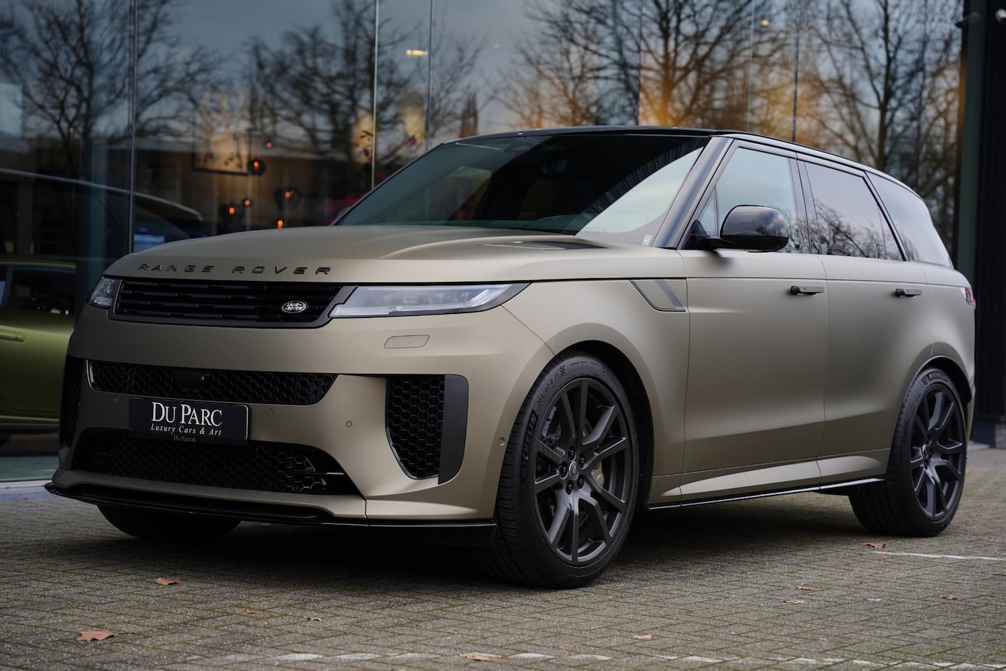 Land Rover Range Rover Sport - P635 SV Edition One Carbon Bronze BTW-Auto - AutoWereld.nl