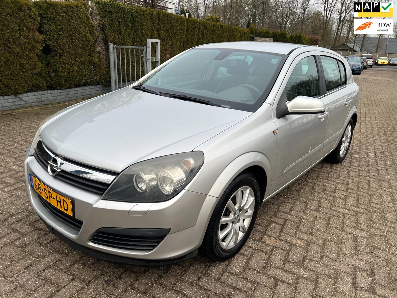 Opel Astra - 1.6 5-DRS Cosmo ECC CRUISE LEDER LMV NAP - AutoWereld.nl