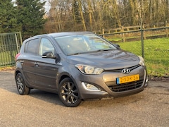 Hyundai i20 - 1.2i Go /Airco/5-Deurs/LM-velgen/