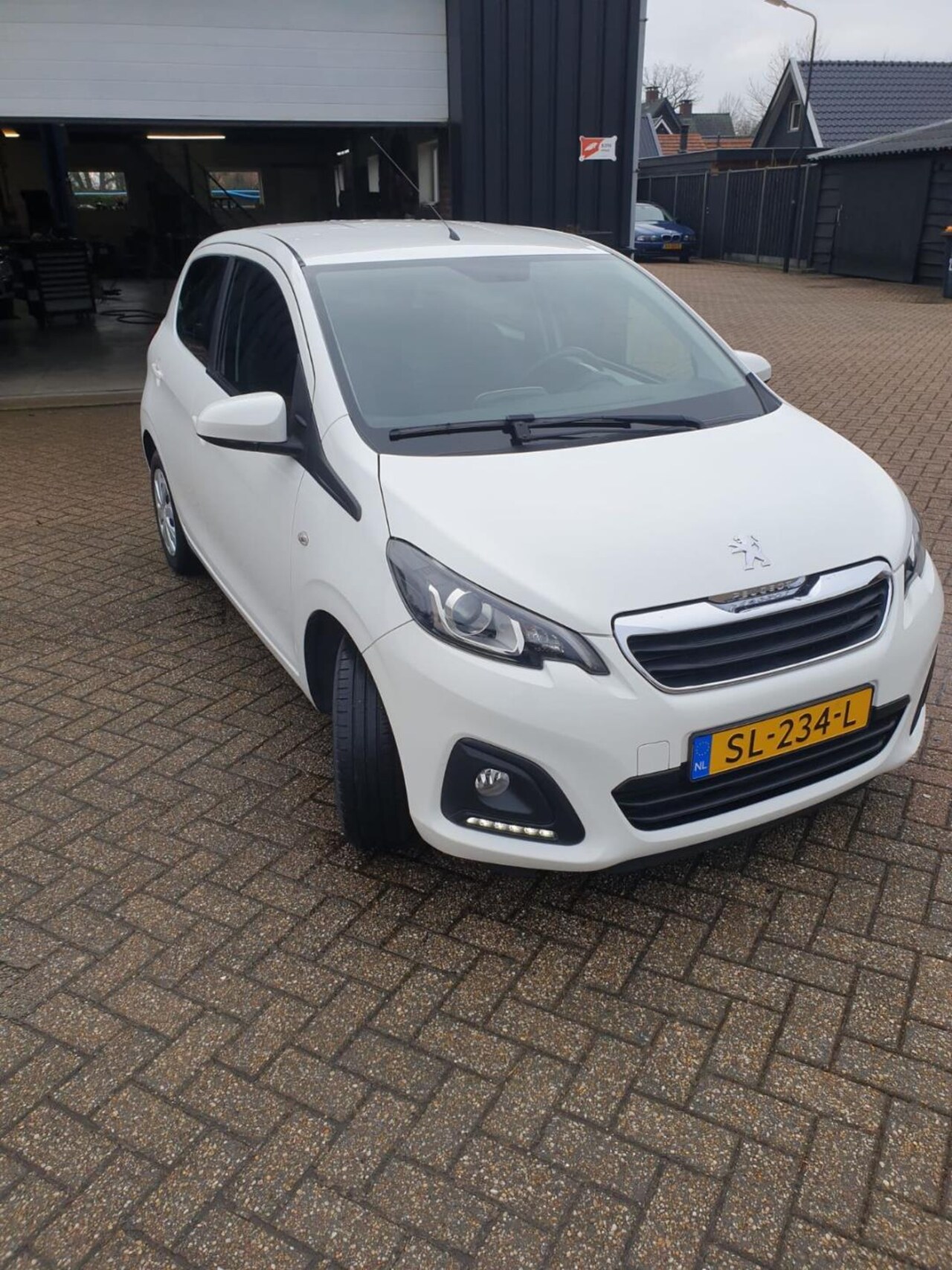 Peugeot 108 - 1.0 e-VTi Active 1.0 e-VTi Active - AutoWereld.nl