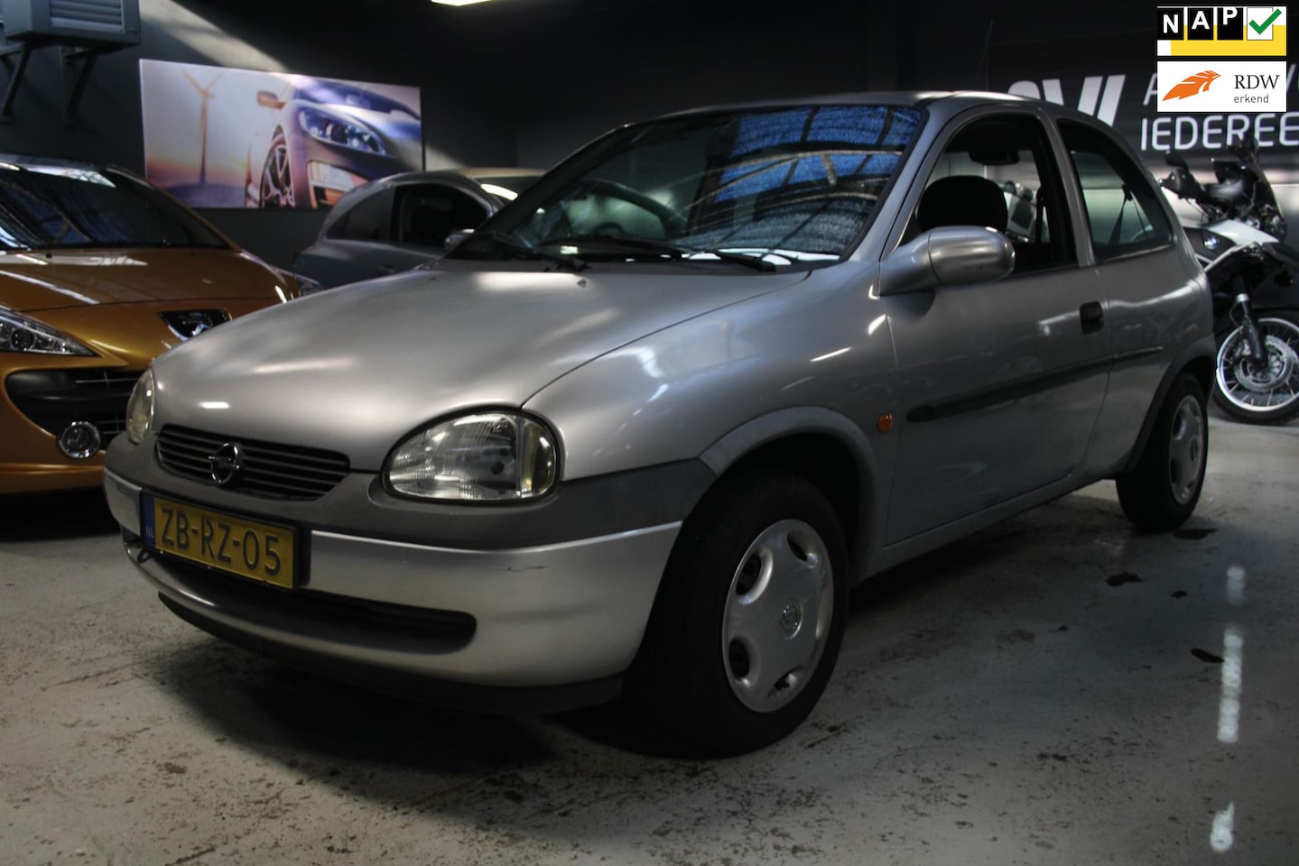 Opel Corsa - 1.2i-16V Eco Cool 1.2i-16V Eco Cool - AutoWereld.nl