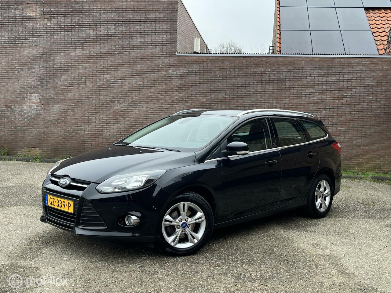 Ford Focus Wagon - 1.6 TI-VCT Titanium 1.6 TI-VCT Titanium - AutoWereld.nl