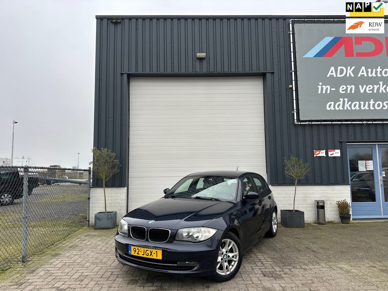 BMW 1-serie - 118i Business Line NAVI/LEDER/CLIMA/CRUISE/LM VELGEN - AutoWereld.nl