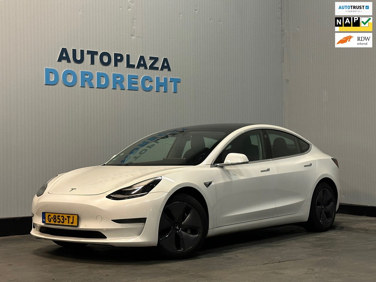 Tesla Model 3 - Long Range RWD Long Range AWD 75 kWh - AutoWereld.nl