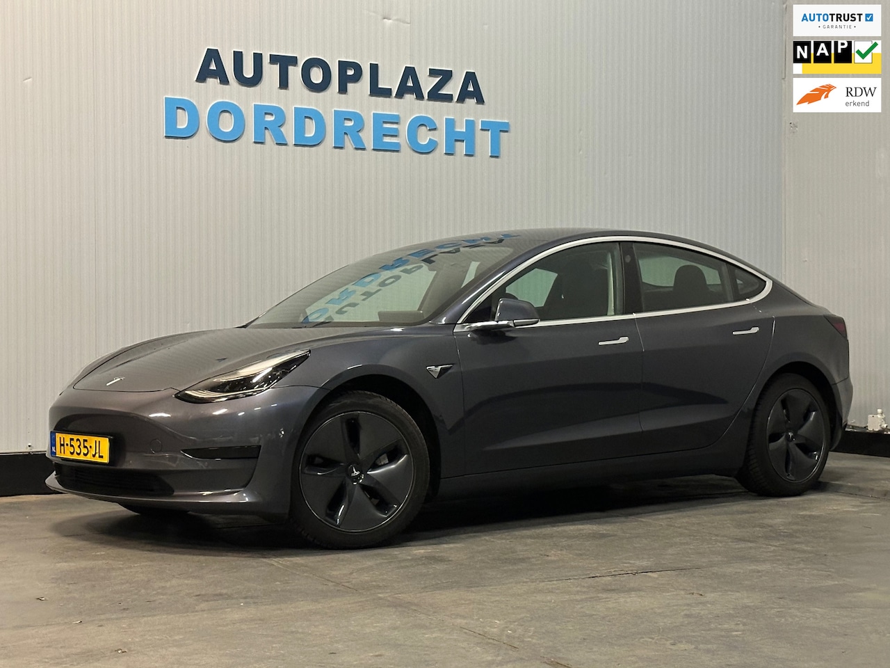 Tesla Model 3 - Standard RWD Plus 60 kWh - AutoWereld.nl