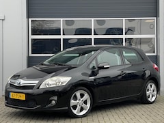 Toyota Auris - 1.8 Full Hybrid Dynamic | Navi | Camera | Keyless | Climate control | Cruise control