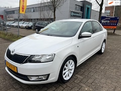 Skoda Rapid - 1.2 TSI Greentech - PARK SENSOR - TREKHAAK