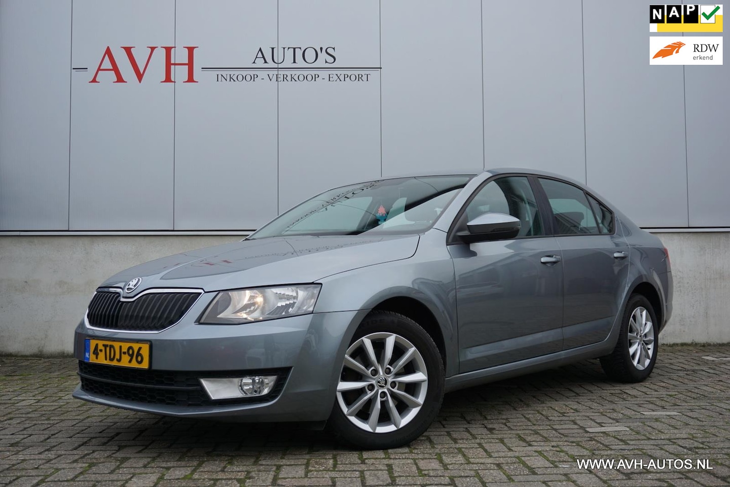 Skoda Octavia - 1.2 TSI Greentech Ambition Businessline 1.2 TSI Greentech Ambition Businessline - AutoWereld.nl