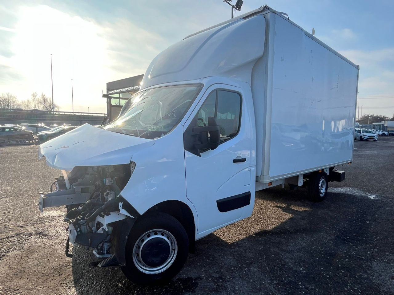 Renault Master - T35 2.3 dCi 145 L3 Comfort - AutoWereld.nl