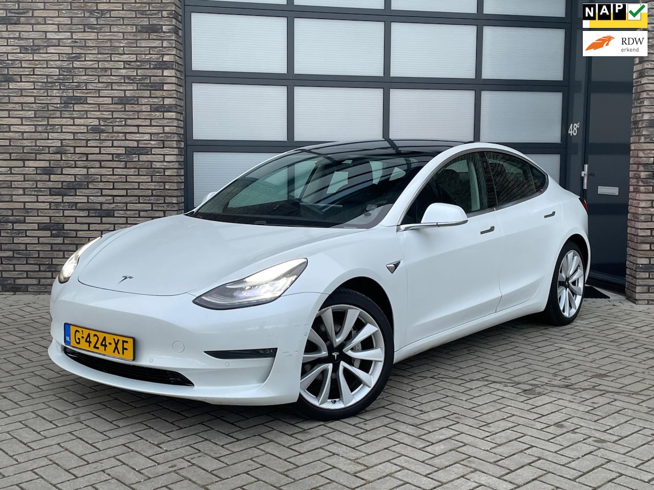 Tesla Model 3 - Long Range RWD Long Range Dual Motor AWD 75 kWh 19 Inch AUTOPILOT Incl. BTW - AutoWereld.nl